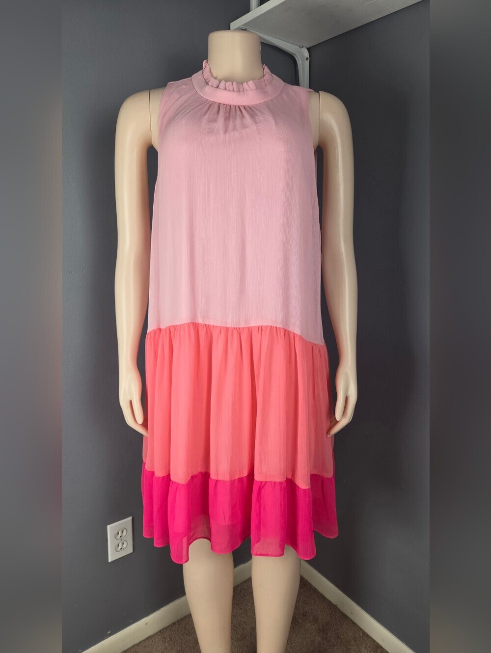 Sleeveless Pink Colorblock Midi Dress with Ruffle Neck